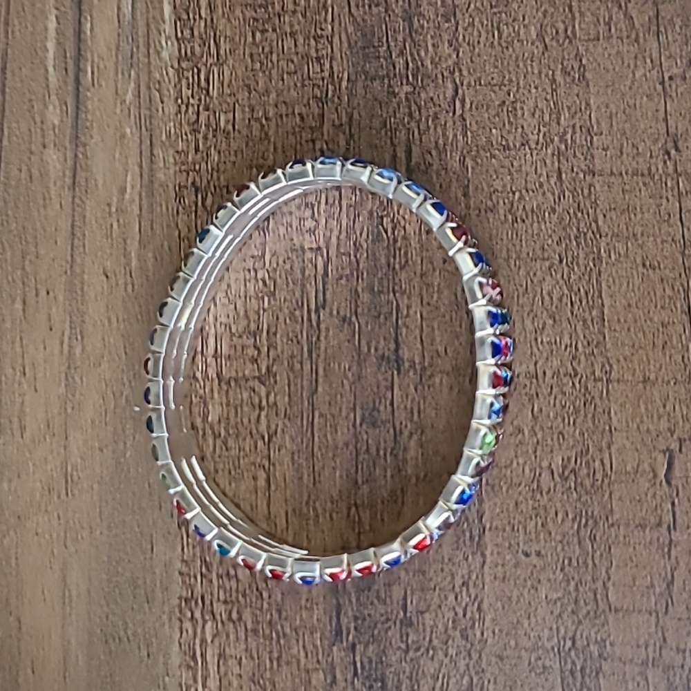 NEW Colorful Rhinestone Bracelet - Picture 3 of 3